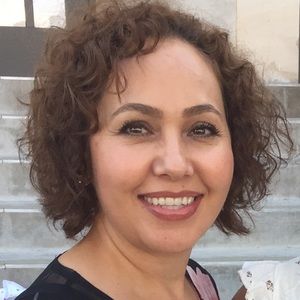 Meet your Posher, Yolanda